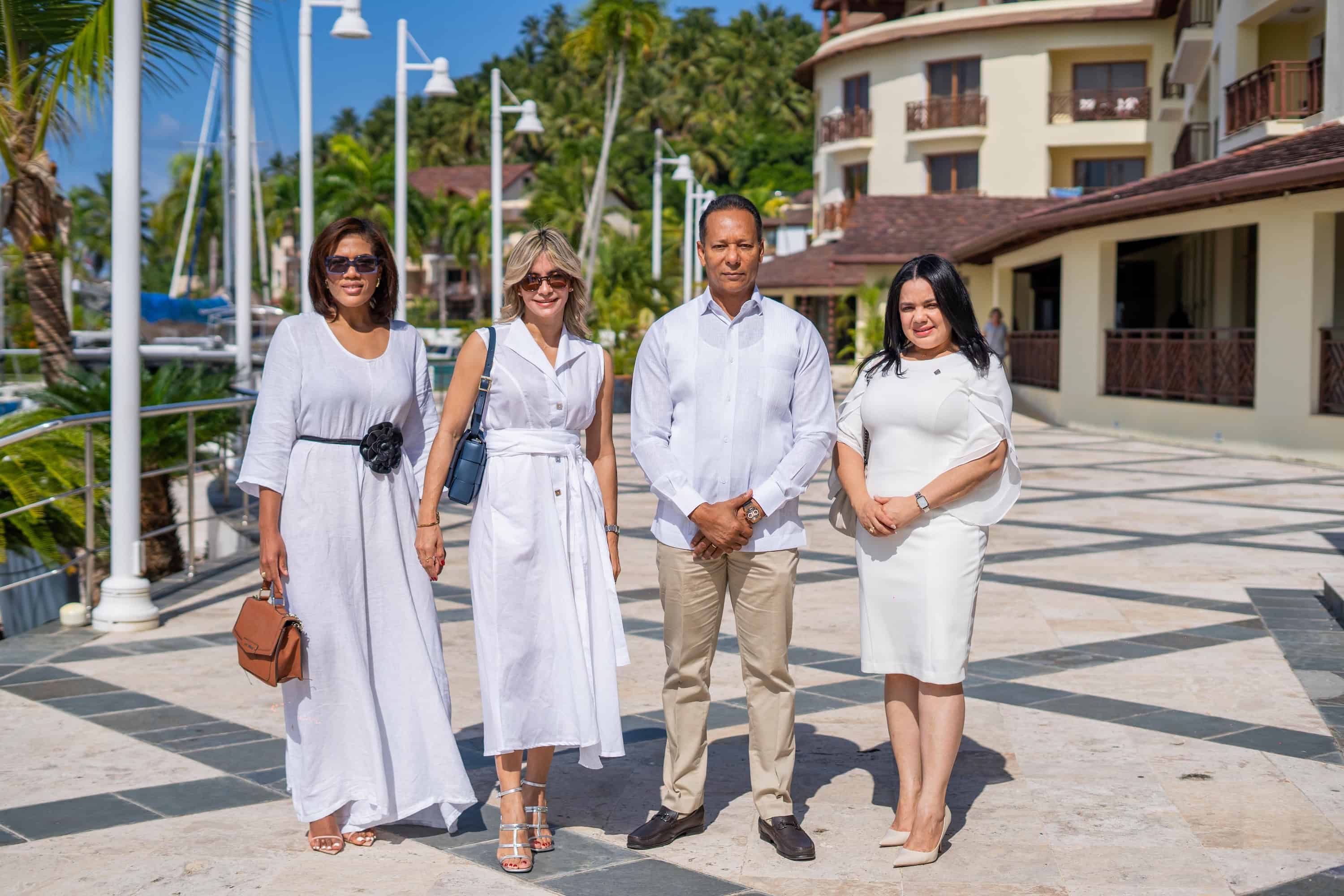 Jackfreisy Willmore, Julissa Cortorreal, Antonio Castellanos y Cecilia Vera.