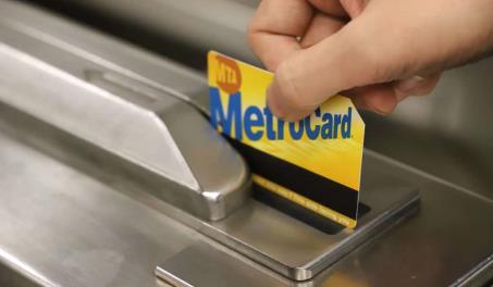 El metro de Nueva York empieza el a&ntilde;o con tarifas a 3 d&oacute;lares y el adi&oacute;s a la MetroCard
