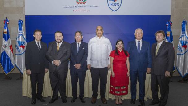 El Cuerpo Consular presenta obra histórica