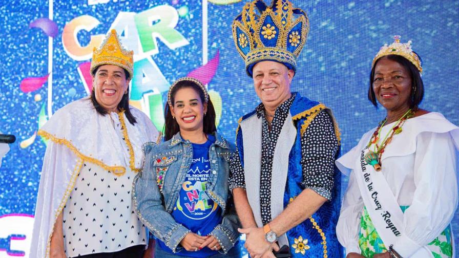 Mariano Lantigua, de Aljadaqui, es nombrado Rey del Carnaval de Santo Domingo Norte 2025