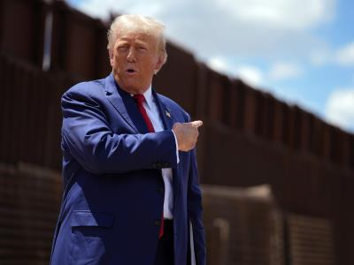 Donald Trump pide a indocumentados «autodeportarse»