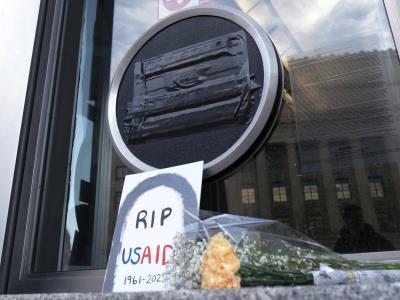 Supremo deja a Trump retener ayuda exterior de EE. UU.