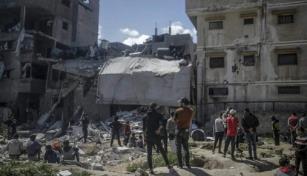 Nuevos ataques israelíes matan a una cuarentena de personas en la Franja de Gaza