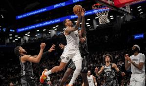Mavericks vencen  a los Nets en regreso de Anthony Davis tras seis semanas fuera