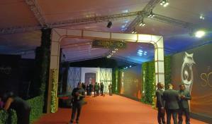 Premios Soberano: apagan las luces de la alfombra roja en pleno desfile