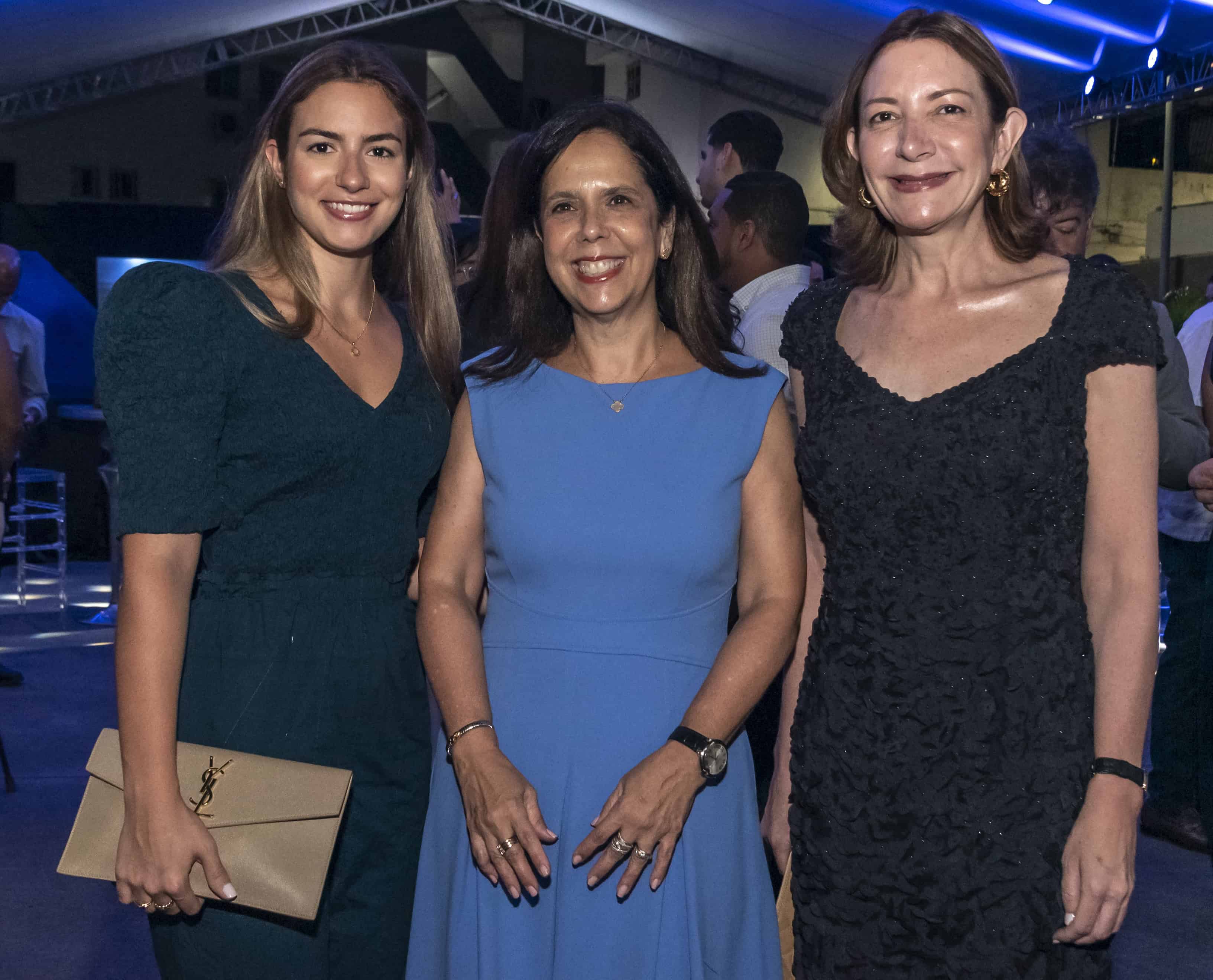 Mariana Bermúdez, Maribel Bellapart e Isabel Turull. <br>