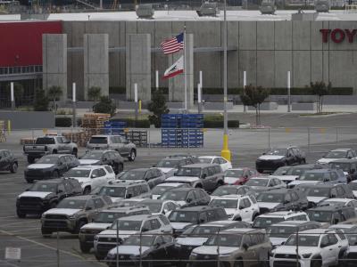 Lo que se espera recaudar con aranceles de Trump a automóviles