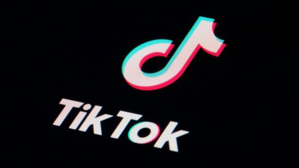Trump dice que consideraría reducir aranceles a China si se logra un acuerdo sobre TikTok
