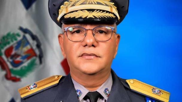 Abinader cambia al director de la Digesett