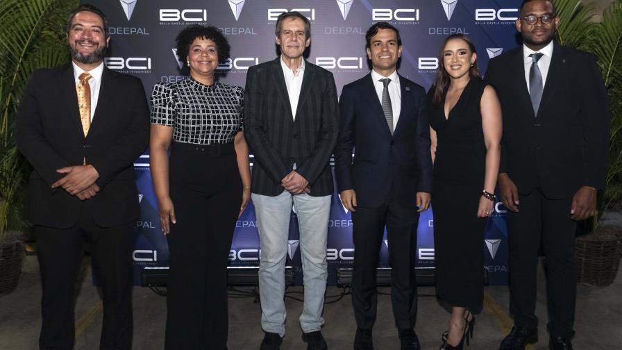 Bella Castle Investment lanza dos modelos eléctricos de la marca Deepal