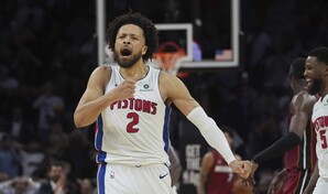 Resumen NBA: Spurs superan a Detroit en choque entre los equipos m&aacute;s en forma de la NBA