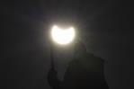El Sol se cita con la Luna para un eclipse parcial en el hemisferio norte