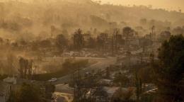 EE. UU. presenta nueva acusaci&oacute;n contra sospechoso de provocar mortal incendio en Los &Aacute;ngeles