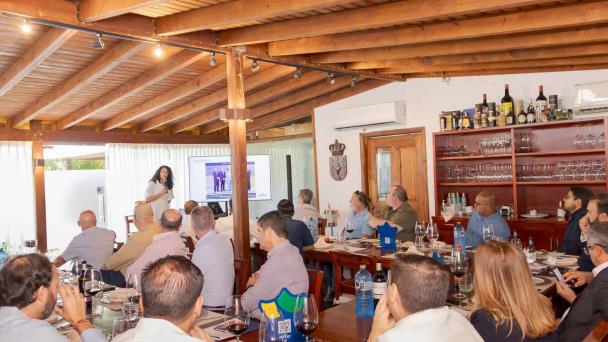 Alaver fortalece lazos comerciales con empresarios en Punta Cana