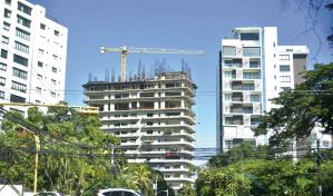 Santiago crece con grandes y modernas edificaciones