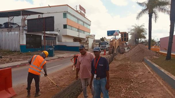 Sectores tendrán limitado el servicio de agua por reparación de tubería cloacal en Las Américas