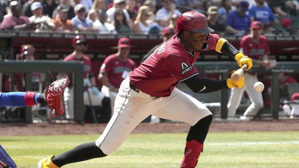 Diamondbacks anotan 8 en la octava y vencen a Cubs para dividir serie de 4 juegos