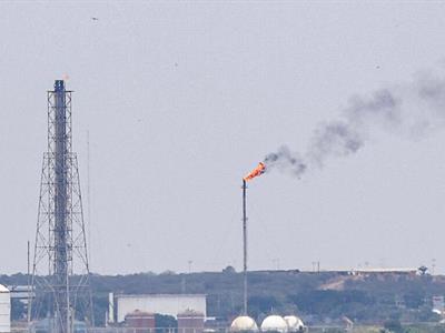 Donald Trump ofrece a petroleras recuperar activos en Venezuela