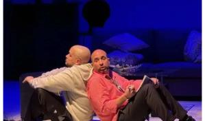 "Desde el mismo vientre", protagonizada por Irving Alberti y Pepe Sierra, regresa a Escenario 360 "Desde el mismo vientre", protagonizada por Irving Alberti y Pepe Sierra, regresa a Escenario 360