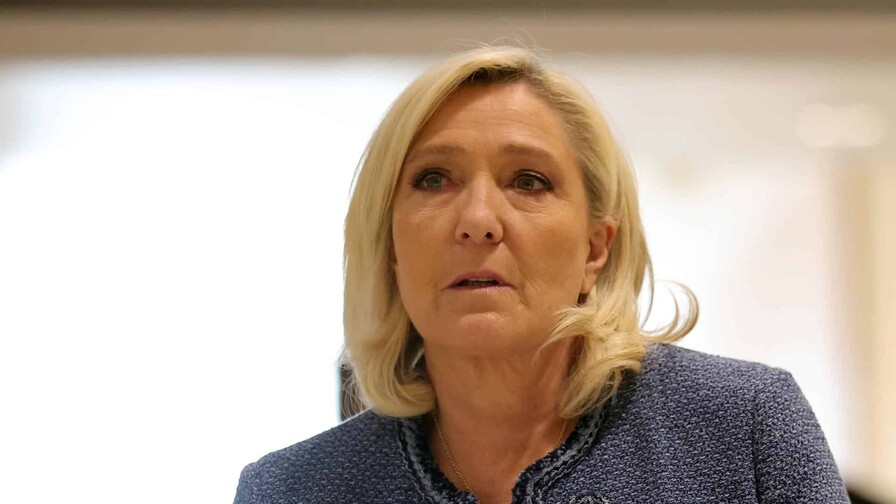 Le Pen lanza su candidatura a la presidencia y apela a condena por corrupción Le Pen lanza su candidatura a la presidencia y apela a condena por corrupción