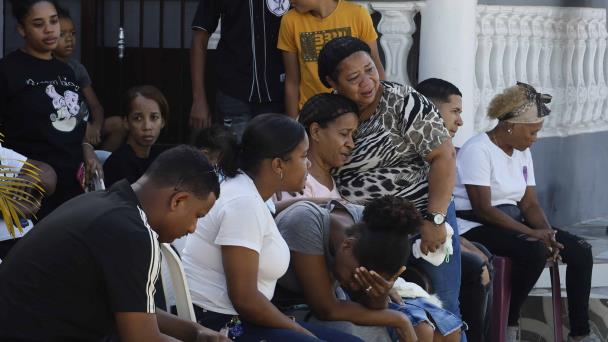 En el hogar del triple homicidio había una niña que su madre buscó minutos antes de la tragedia