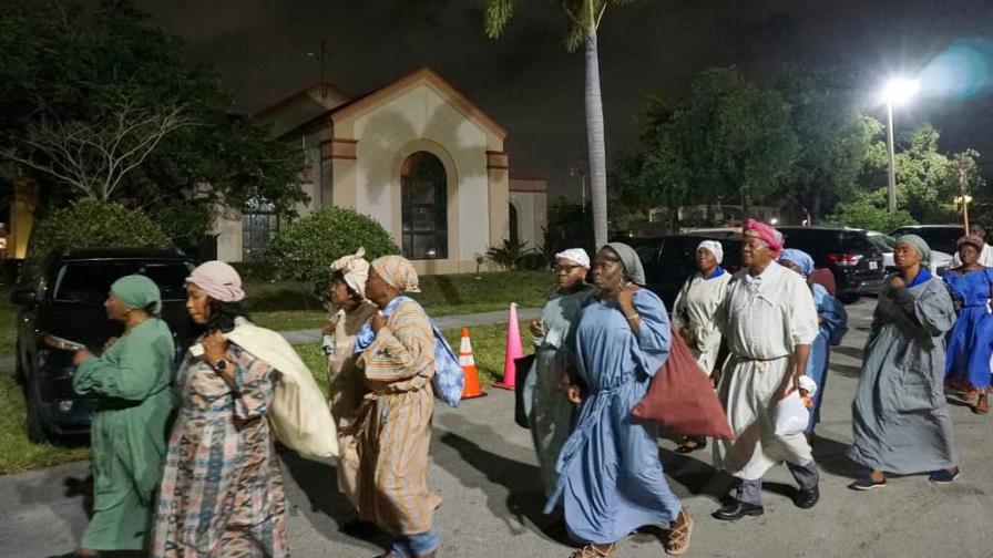 EE. UU. comunica a 530,000 migrantes de Venezuela y Haití el fin del permiso humanitario