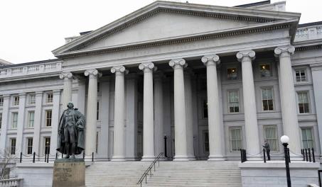 El Gobierno Trump busca retirar ayudas fiscales a escuelas privadas que favorecen minor&iacute;as