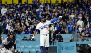 Teoscar Hernández pega jonrón de dos carreras, Dodgers extienden invicto a 6-0