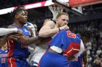 NBA suspende a cinco jugadores por altercado Pistons-Timberwolves que llegó a las gradas NBA suspende a cinco jugadores por altercado Pistons-Timberwolves que llegó a las gradas