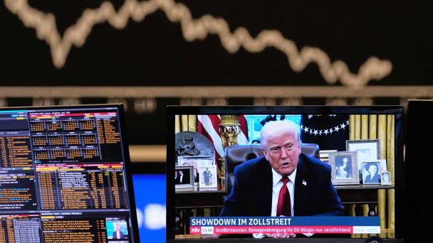 Wall Street cierra en verde minutos antes del anuncio arancelario de Trump