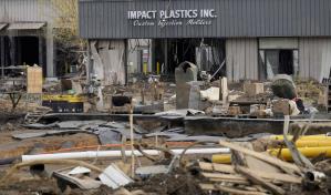 Personal de empresa que murió en inundación en Tennessee tuvo tiempo para evacuar, según pesquisa