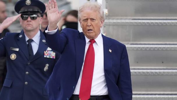 Trump despide a tres funcionarios del brazo de Exteriores de la Casa Blanca tras Signalgate