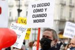 Batalla judicial sin precedentes en España: un padre y su hijo se enfrentan por la eutanasia Batalla judicial sin precedentes en España: un padre y su hijo se enfrentan por la eutanasia