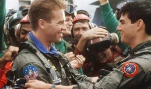 Tom Cruise le desea lo mejor en su próximo viaje a Val Kilmer, su rival en Top Gun