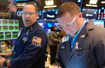 Wall Street cierra con fuerte baja tras aranceles, S&P 500 en su peor día desde 2020