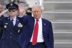 Trump presenta la primera visa de oro de cinco millones de dólares