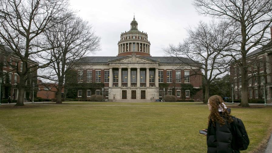 La administración Trump utiliza nuevas tácticas para expulsar a algunos alumnos del país La administración Trump utiliza nuevas tácticas para expulsar a algunos alumnos del país