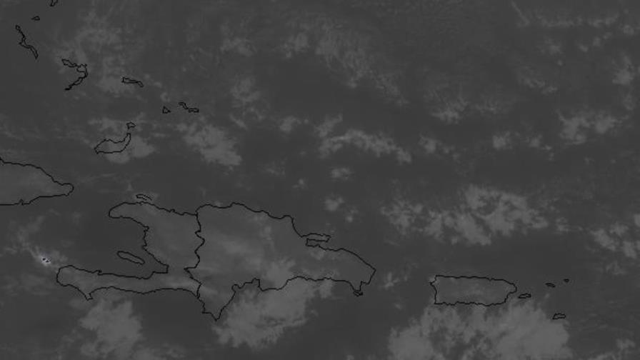 Ambiente apto para actividades al aire libre desde este viernes, pero oleaje sigue peligroso Ambiente apto para actividades al aire libre desde este viernes, pero oleaje sigue peligroso