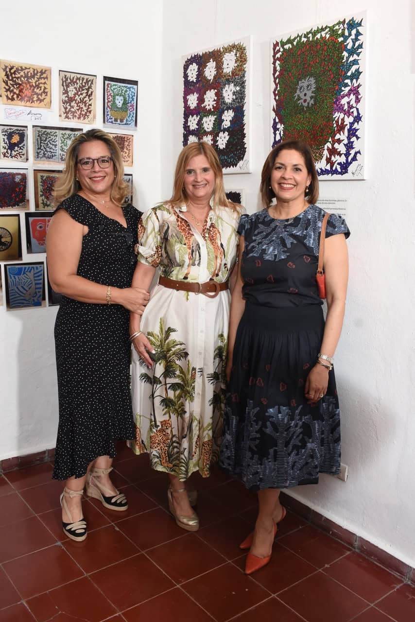 Tammy Canals, Evelyn De Soto y Ceila Modesto.