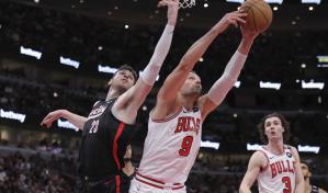Vucevic, White y Giddey llevan a Bulls, encaminados a playoffs, a triunfo sobre Blazers