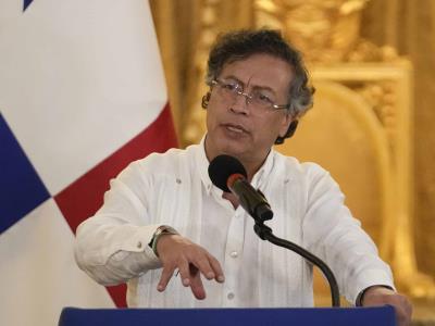 Petro declarará emergencia sanitaria y económica por fiebre amarilla