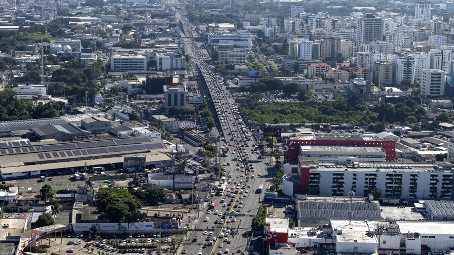 La econom&iacute;a dominicana crece en julio y acumula un 4.5 % en los primeros siete meses de 2026