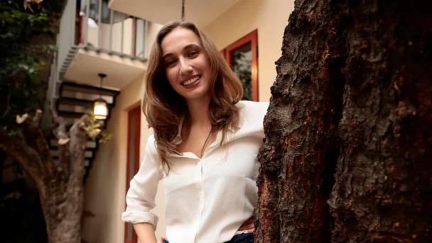 Key Biscayne, la isla que “se le pegó al alma” a la ganadora del Herralde, Xita Rubert
