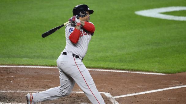 VIDEO | Devers empalma su primer tetrabases de la temporada; Sánchez poncha 9; Doval gana