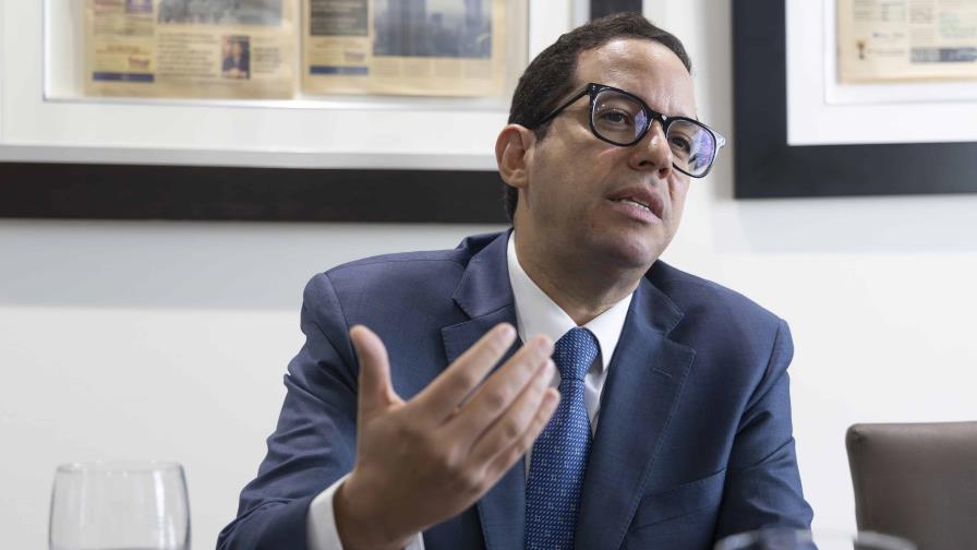 El ministro de Administración Pública dice que en agosto se someterá ley de fusión Minerd-Mescyt El ministro de Administración Pública dice que en agosto se someterá ley de fusión Minerd-Mescyt