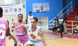 Los Loros Calientes sorprenden a Calero y le propinan su primera derrota en el torneo de Abasado