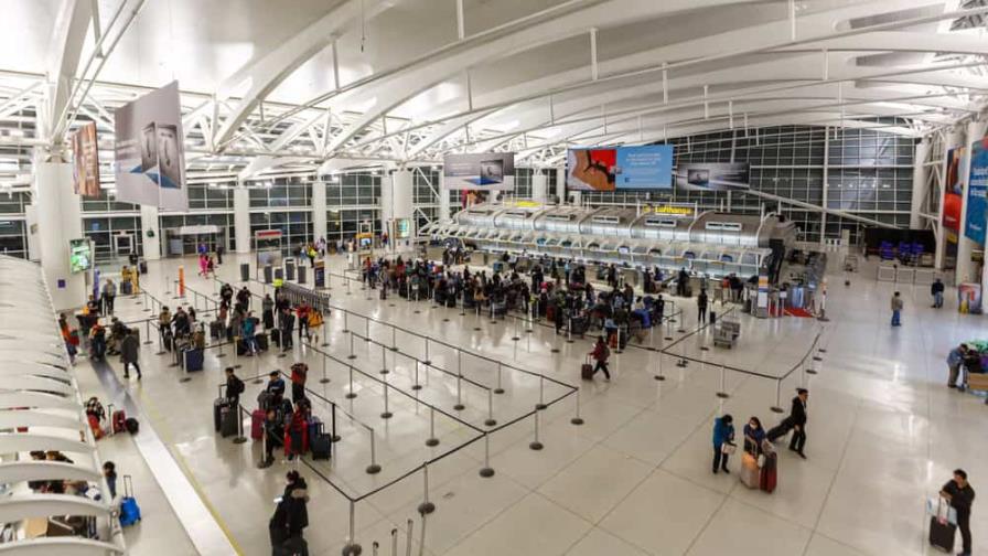 Pase al cuartico: EE. UU. intensifica las preguntas que realiza en los puestos de migración Pase al cuartico: EE. UU. intensifica las preguntas que realiza en los puestos de migración