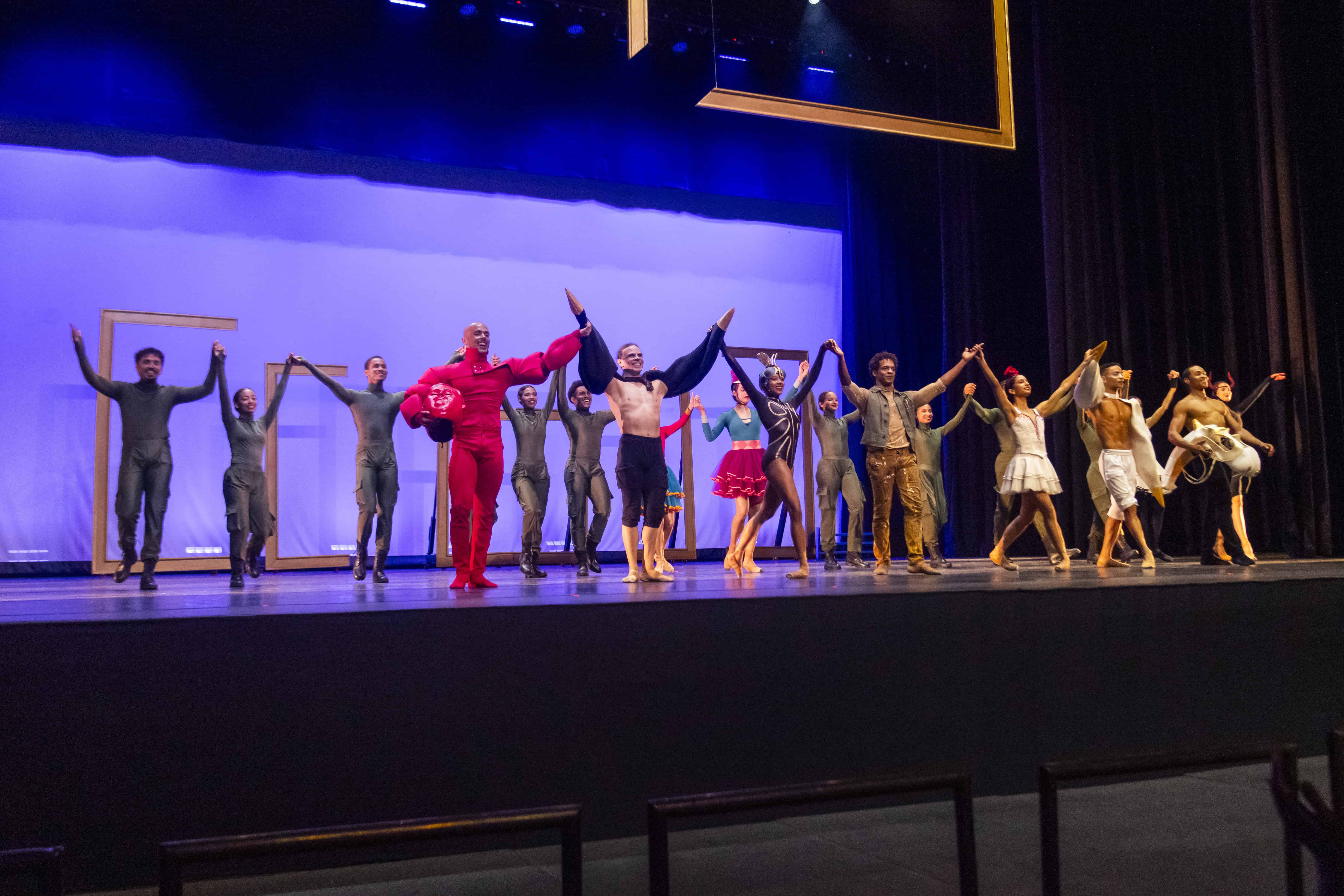 El ballet Botero contó con 19 artistas en escena.