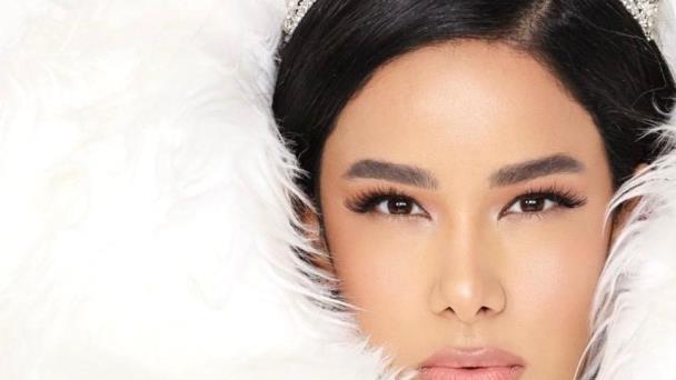 Massiel Taveras lanza línea de belleza basada en versos bíblicos