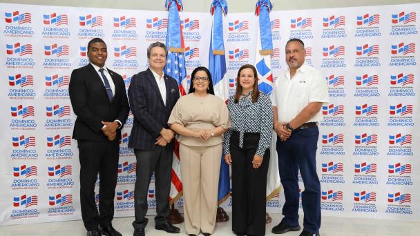 El Domínico Americano inaugura un nuevo recinto de su Escuela de Idiomas en La Vega